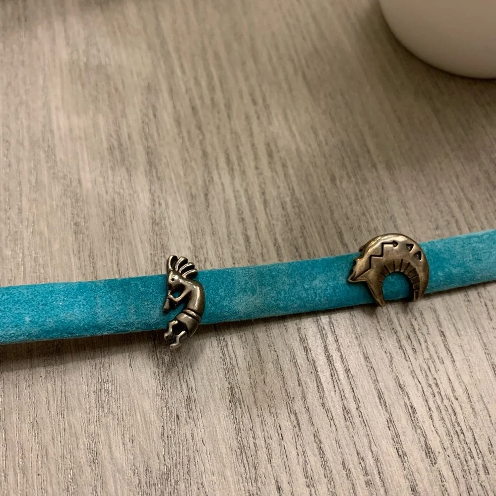 Native American Genuine Leather Bracelet with removable charm accents - Picture 3 of 5